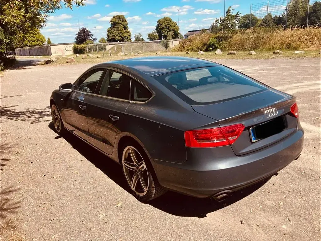 Gebraucht Audi A5 Sportback S-Line 179 PS (131 kW) 2010 Grau Kleinwagen