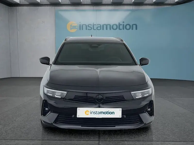 Gebraucht Opel Astra 131 PS (96 kW) 2024 Schwarz Kleinwagen