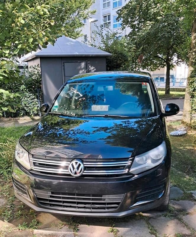 Schwarz Gebraucht 2014 VW Tiguan SUV | 12.000 € (Fairer Preis) - Bild 1/4