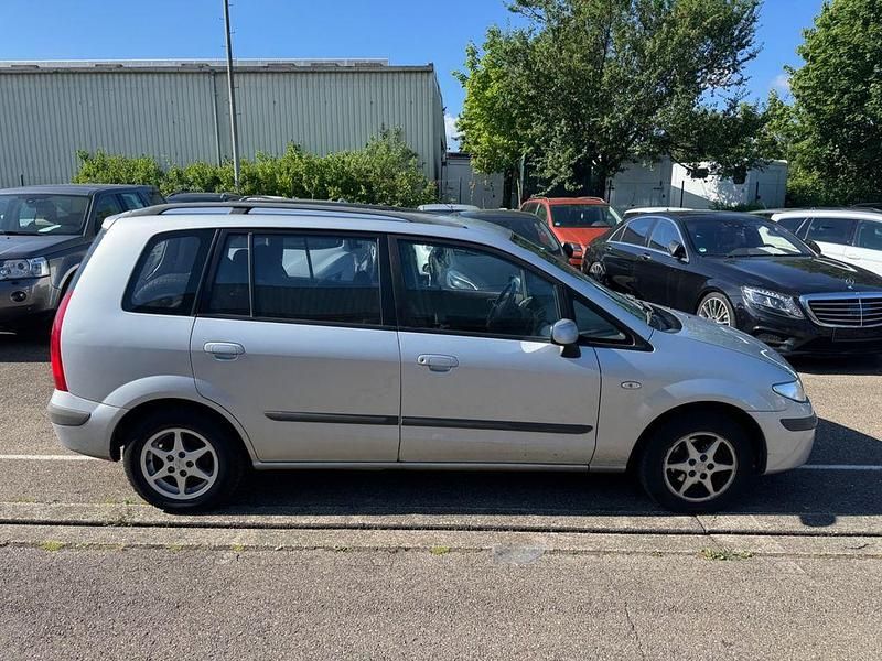 Gebraucht Mazda Premacy Exclusive 114 PS (83 kW) 2000 Silber Van / Kleinbus