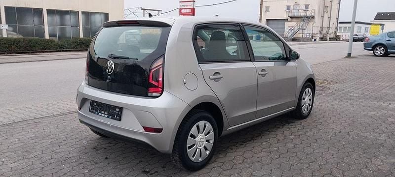 Używany VW up! 60 KM (44 kW) 2020 Brązowy Hatchback