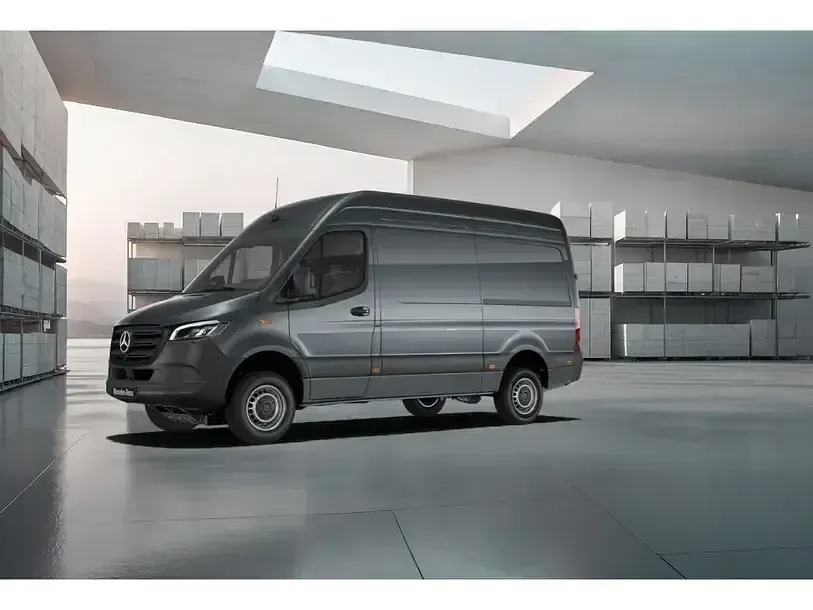 Gebraucht Mercedes Sprinter 190 PS (139 kW) 2025 Grau Van