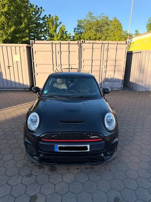 Gebraucht Mini John Cooper Works 231 PS (169 kW) 2016 Schwarz Kleinwagen