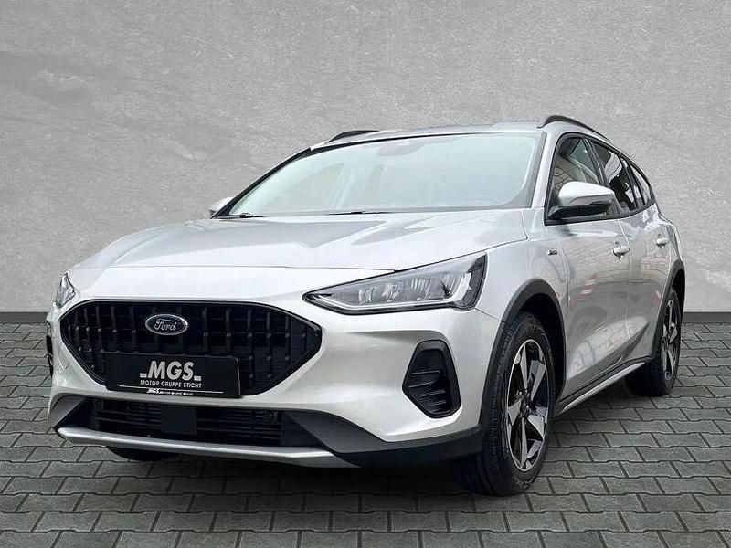 Neu Ford Focus Active 2026 Silber