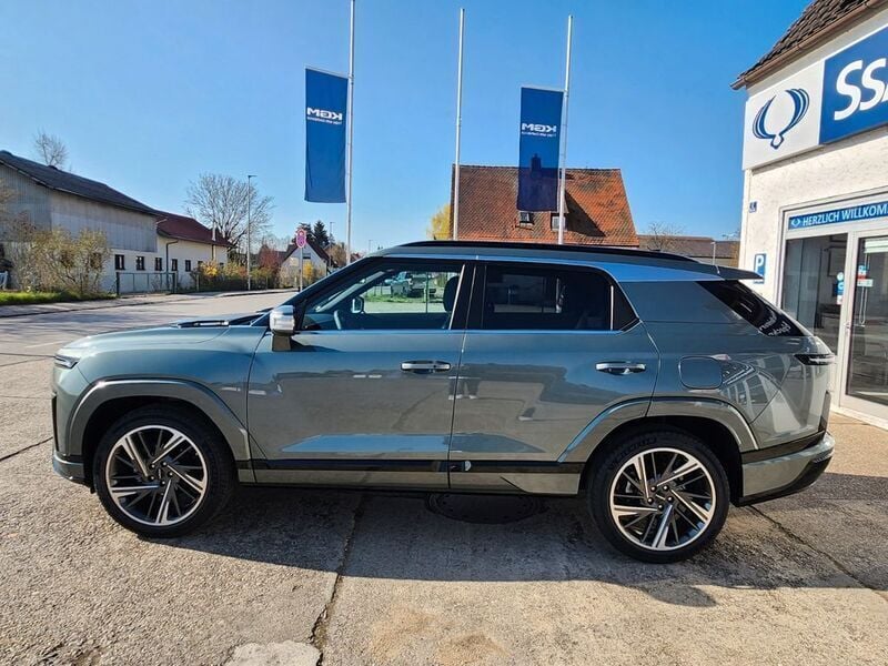 Neu SsangYong Actyon 163 PS (119 kW) 2025 Grün SUV