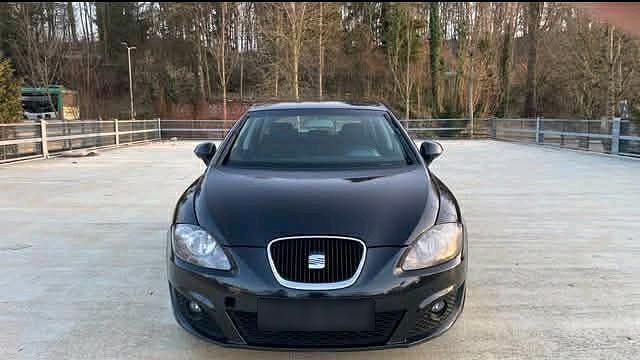 Gebraucht Seat Leon 125 PS (91 kW) 2011 Schwarz Kleinwagen