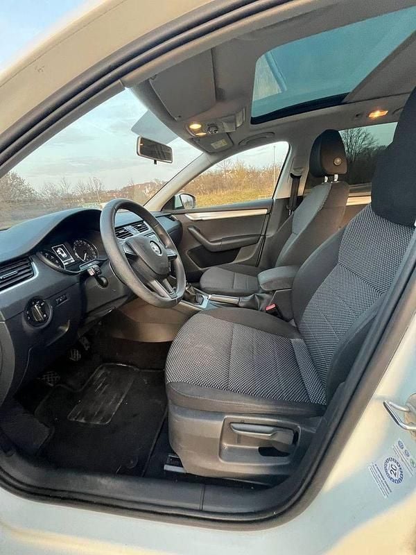 Gebraucht Skoda Octavia RS 110 PS (80 kW) 2016 Weiß Kleinwagen