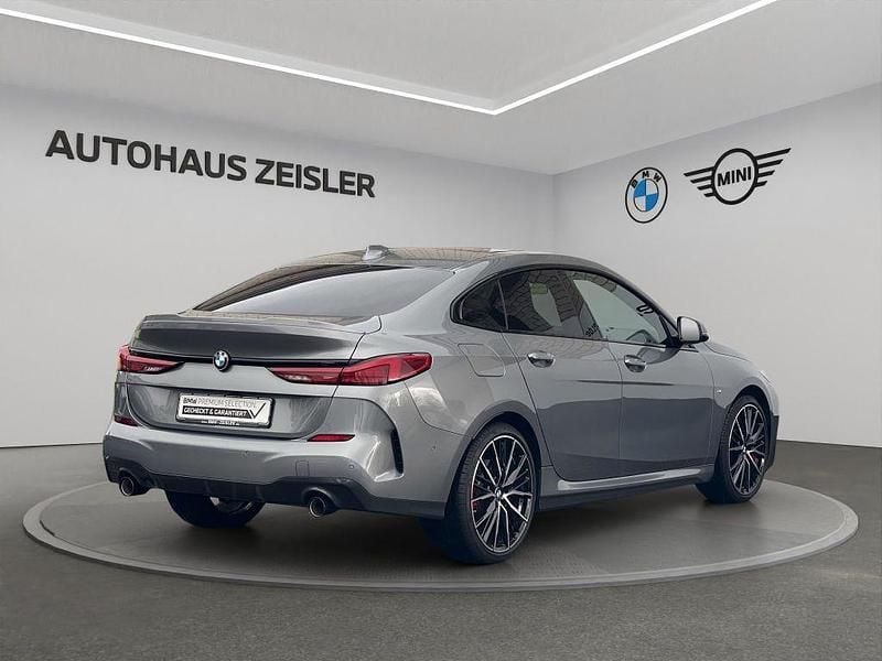 Gebraucht BMW 220 Performance 178 PS (130 kW) 2024 Grau Coupé