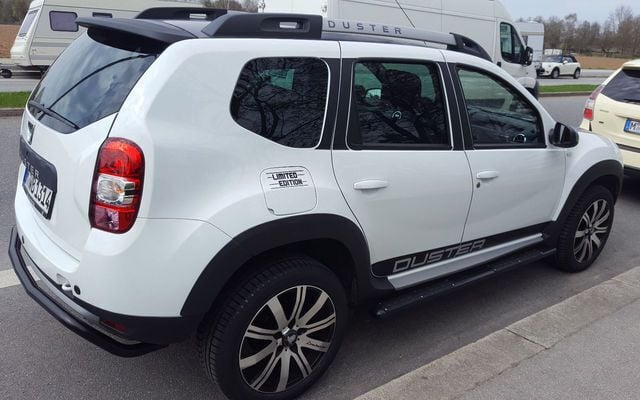 Gebraucht Dacia Duster Prestige 125 PS (91 kW) 2015 Weiß metallic SUV