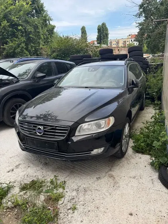 Gebraucht Volvo V70 Momentum 245 PS (180 kW) 2016 Schwarz Kombi