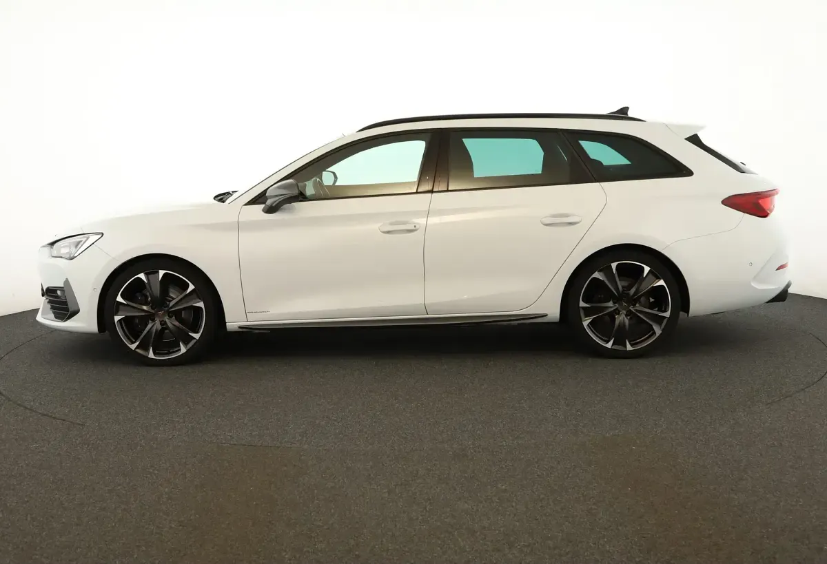 Gebraucht Cupra Leon VZ 310 PS (228 kW) 2023 Nevada whitemetallic