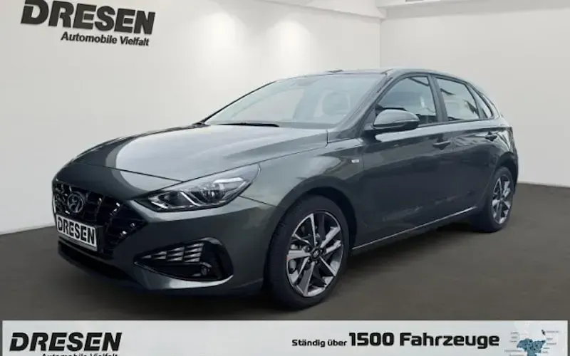 Gebraucht Hyundai i30 Trend 120 PS (88 kW) 2023 Limousine