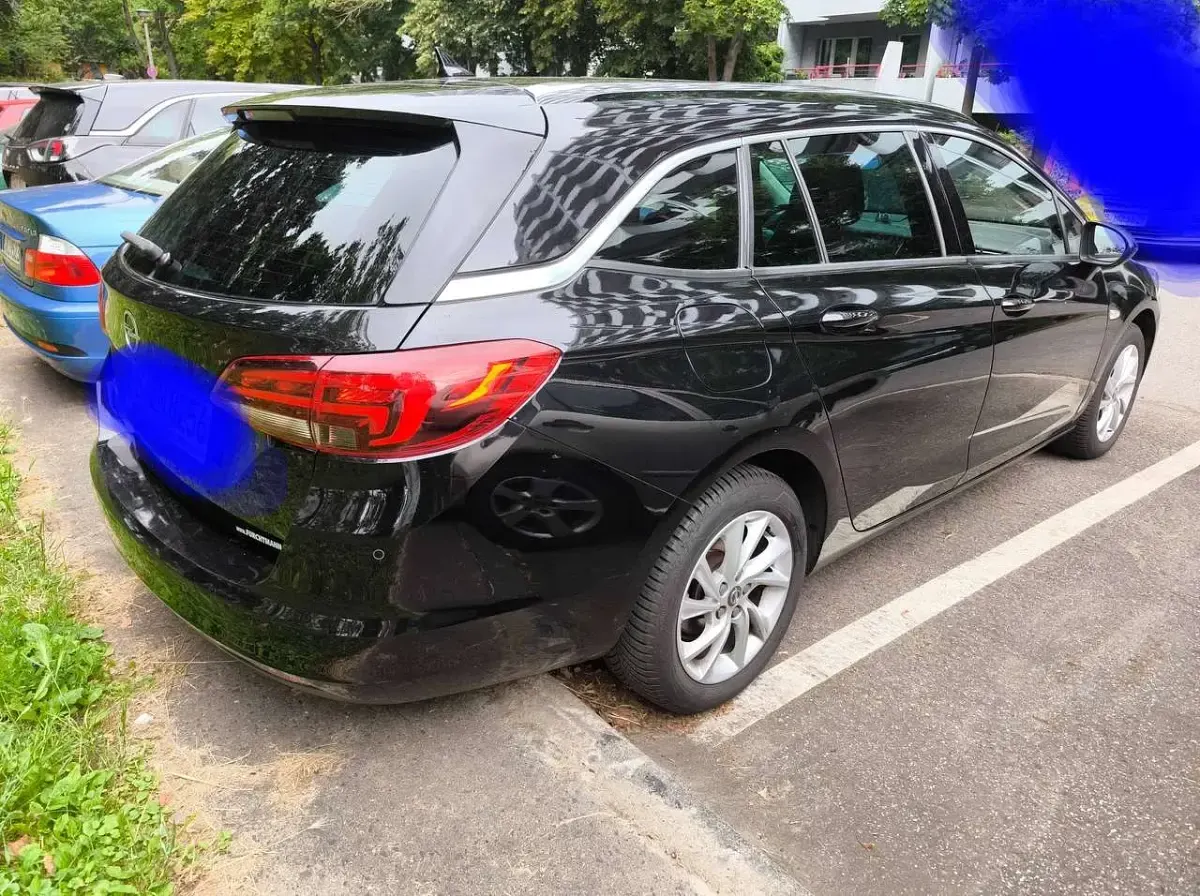 Gebraucht Opel Astra Edition 136 PS (100 kW) 2019 Schwarz Kombi