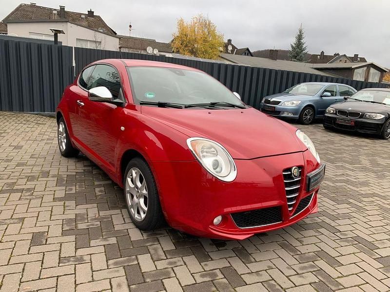 Gebraucht Alfa Romeo MiTo Turismo 77 PS (56 kW) 2012 Rot Kleinwagen