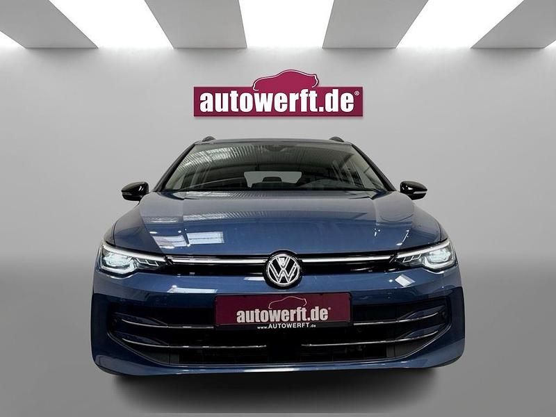 Blau Gebraucht 2024 VW Golf VIII Goal Kombi | 28.690 € (Guter Preis) - Bild 1/4