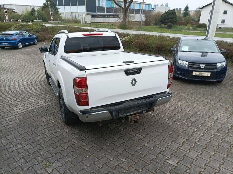 Gebraucht Renault Alaskan Intens 190 PS (139 kW) 2018 Weiß Pickup