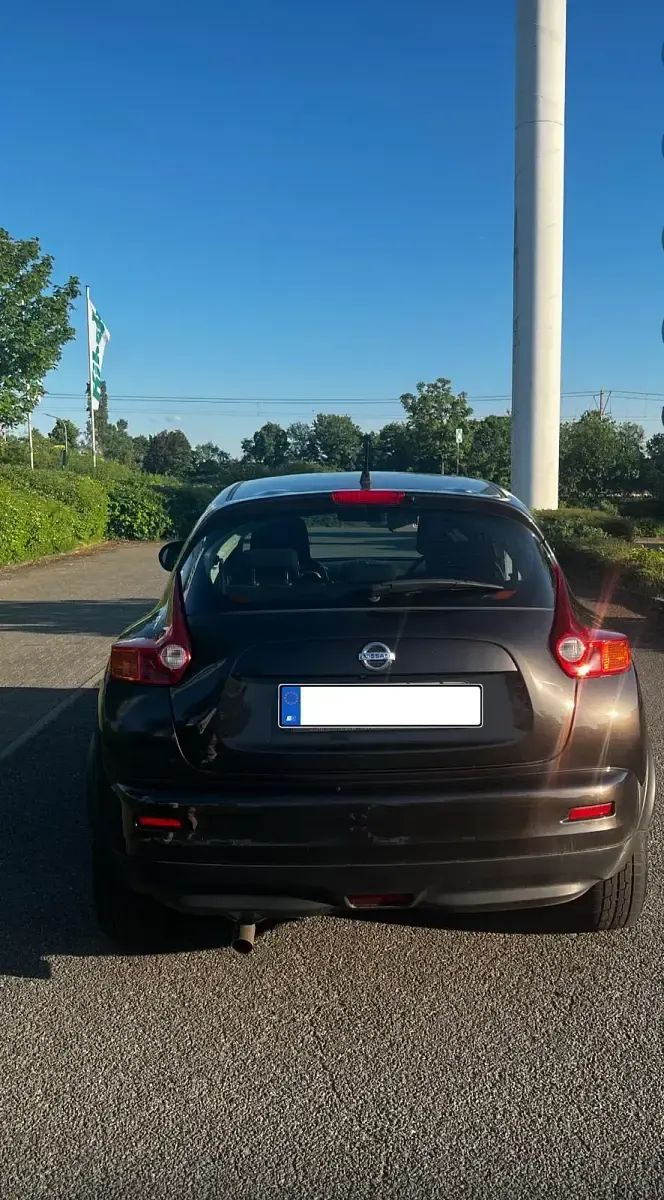 Gebraucht Nissan Juke 117 PS (86 kW) 2011 Braun SUV