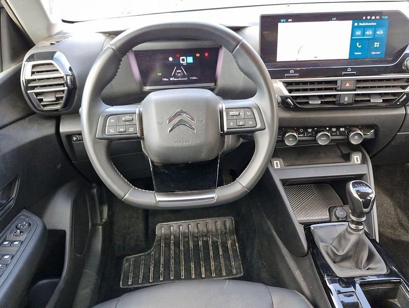 Gebraucht Citroën C4 Feel 131 PS (96 kW) 2023 Blau metallic SUV