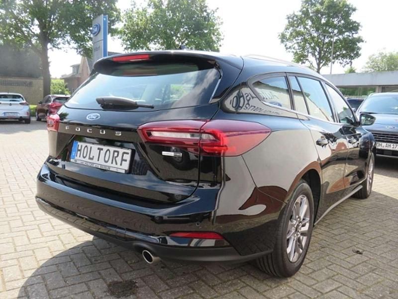 Gebraucht Ford Focus Titanium 125 PS (91 kW) 2024 Obsidianschwarz metallic Kombi