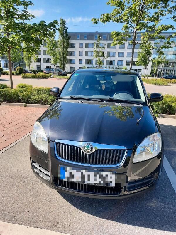 Schwarz Gebraucht 2009 Skoda Fabia Kleinwagen | 3.500 € - Bild 1/4
