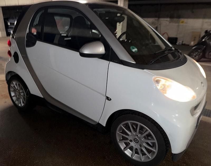 Gebraucht Smart ForTwo Coupé 71 PS (52 kW) 2009 Weiß Coupé