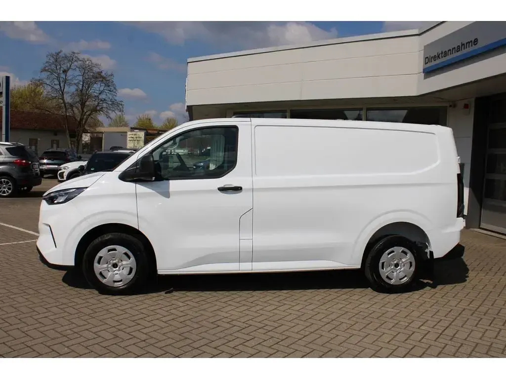 Neu Ford Transit Custom Trend 136 PS (100 kW) 2026 Weiß Van / Kleinbus