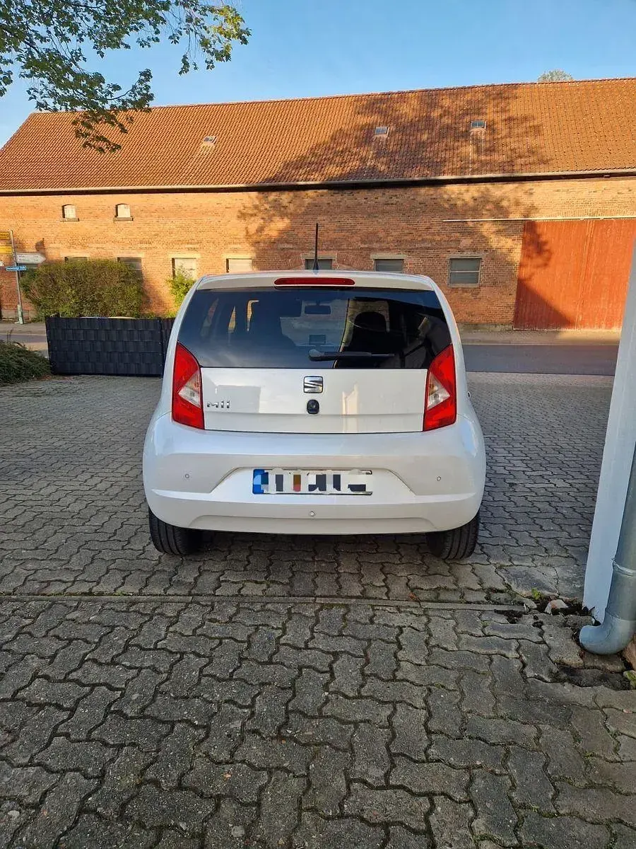 Używany Seat Mii Ecomotive 60 KM (44 kW) 2016 Biały Hatchback