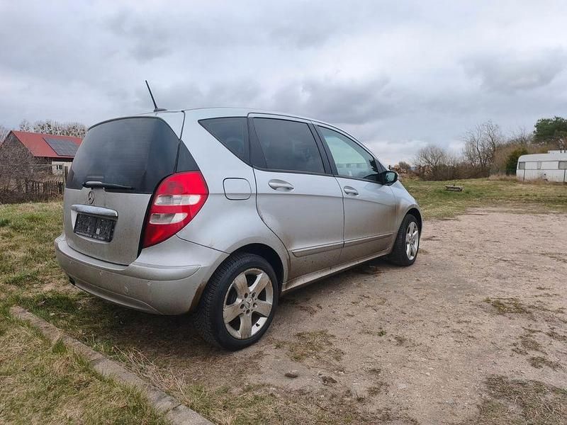 Gebraucht Mercedes A150 Elegance 95 PS (69 kW) 2005 Silber Limousine