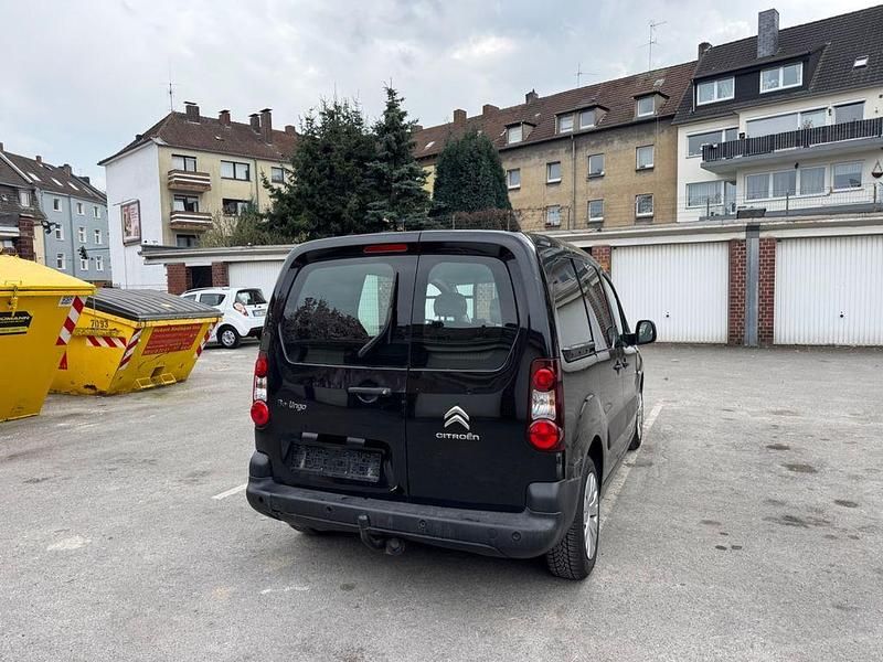 Gebraucht Citroën Berlingo 114 PS (83 kW) 2013 Schwarz Van / Kleinbus