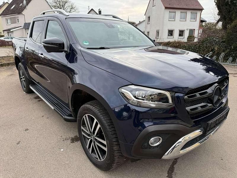 Blau Gebraucht 2018 Mercedes X250 Abholung | 23.990 € (Superpreis) - Bild 1/4
