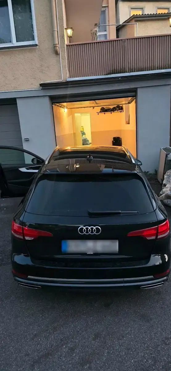 Gebraucht Audi A4 S-Line 200 PS (147 kW) 2020 Schwarz Kombi
