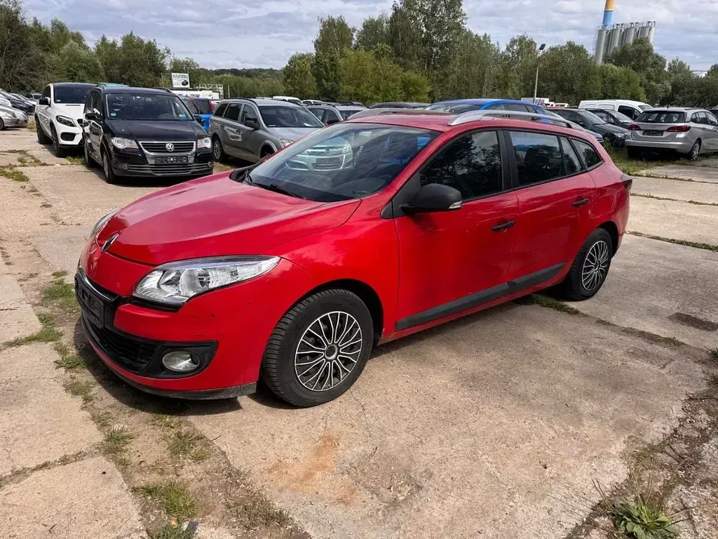 Gebraucht Renault Mégane III 101 PS (74 kW) 2012 Rot Limousine
