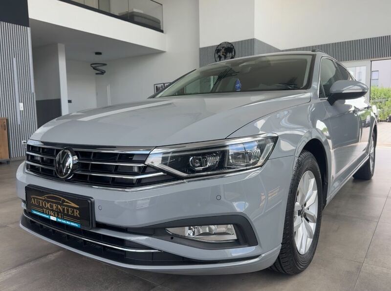 Grau Gebraucht 2022 VW Passat Kombi | 17.290 € (Guter Preis) - Bild 1/4