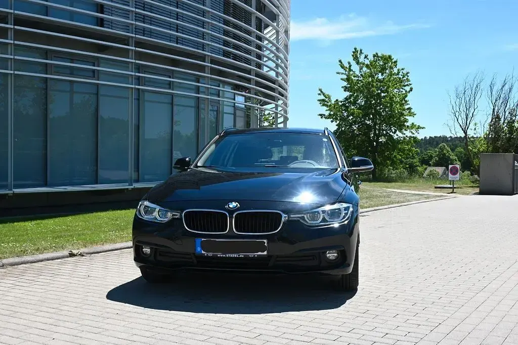 Gebraucht BMW 316 116 PS (85 kW) 2018 Schwarz Kombi