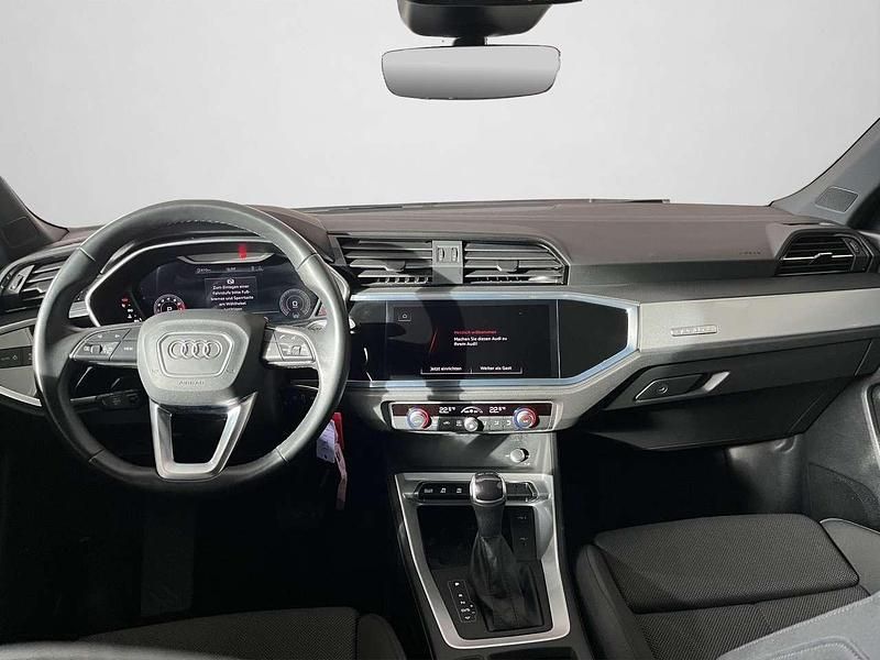 Gebraucht Audi Q3 S-Line 190 PS (139 kW) 2023 Gletscherweiß metallic SUV