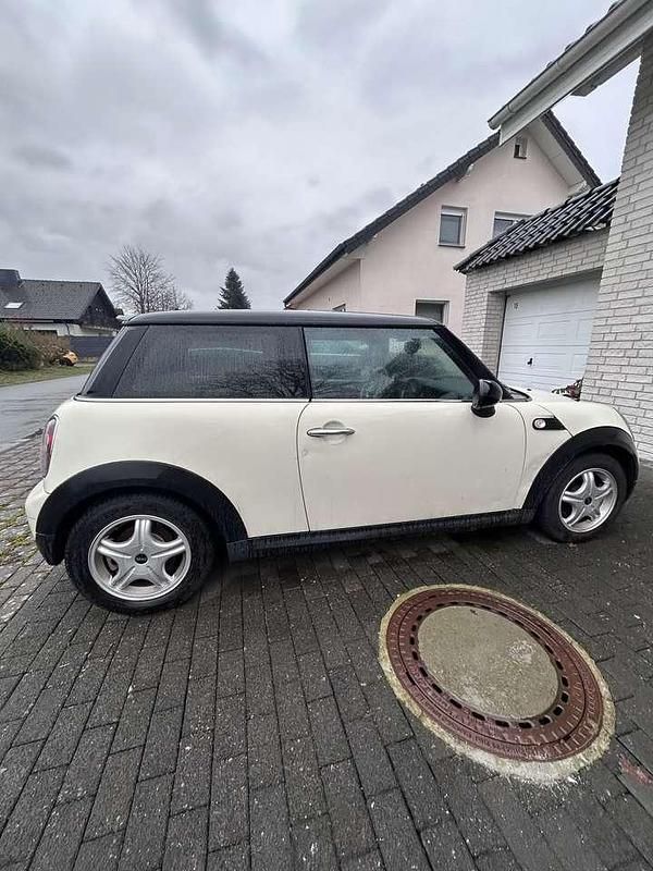 Gebraucht Mini Cooper D 109 PS (80 kW) 2008 Weiß Kleinwagen