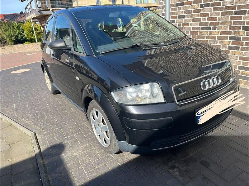 Gebraucht Audi A2 136 PS (100 kW) 2002 Schwarz Kleinwagen