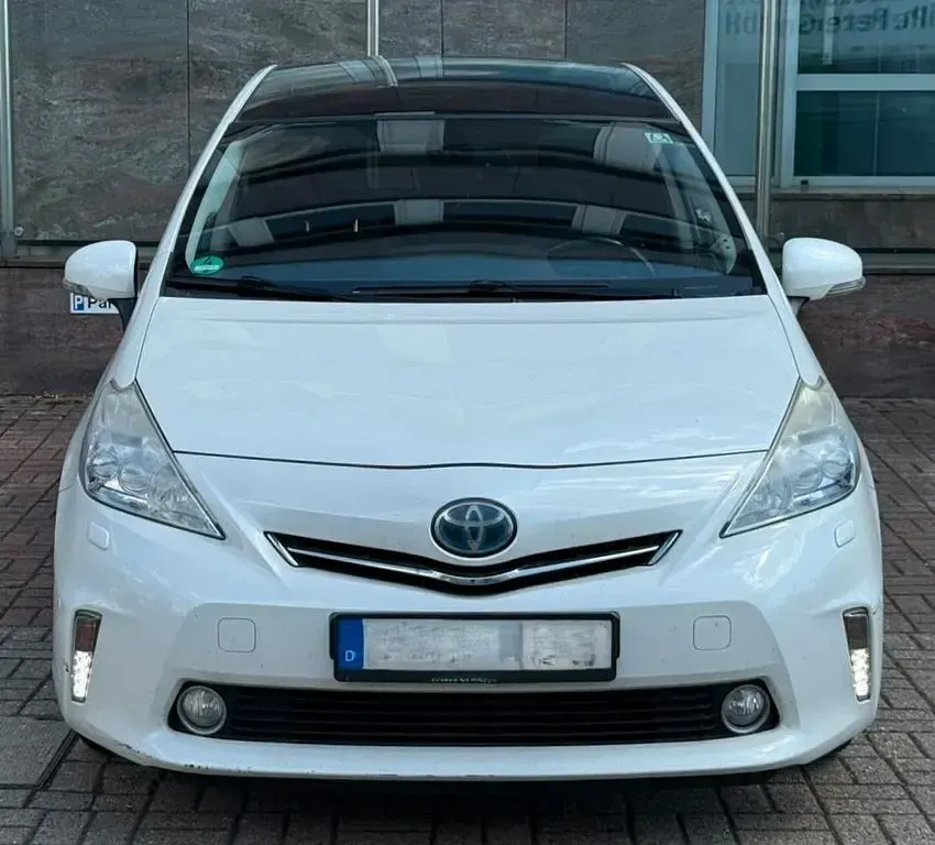 Gebraucht Toyota Prius+ Executive 99 PS (72 kW) 2012 Weiß Van / Kleinbus