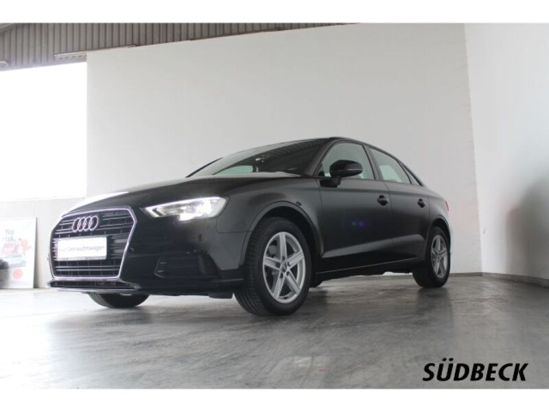 Gebraucht Audi A3 Comfort 116 PS (85 kW) 2018 Brillantschwarz (metallic) Limousine