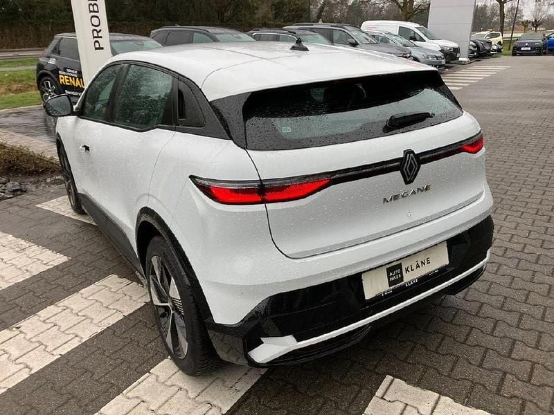 Gebraucht Renault Megane E-Tech Equilibre 96 kW (131 PS) 2022 Weiß Limousine
