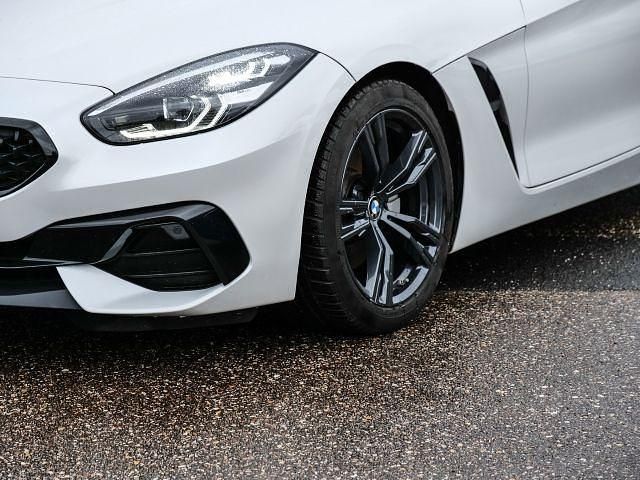 Gebraucht BMW Z4 Advantage 197 PS (144 kW) 2021 Mineralweiss metallic (metallic) Cabrio