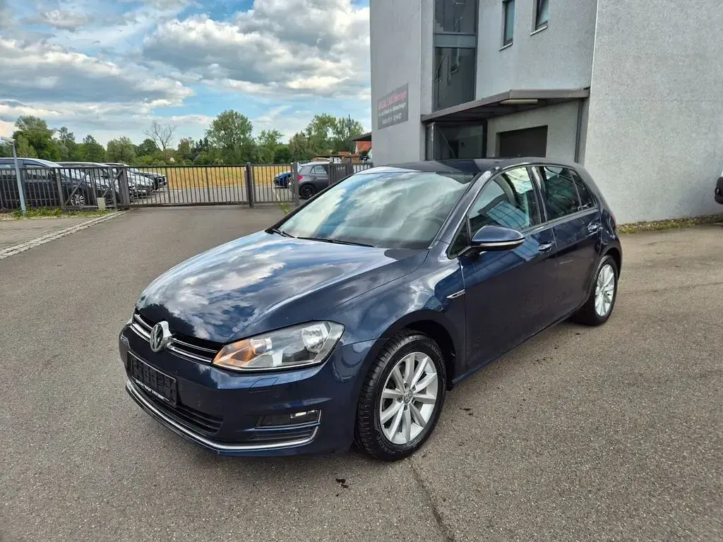 Gebraucht VW Golf VII LOUNGE 110 PS (80 kW) 2015 Blau Limousine