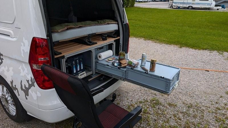 Gebraucht Hyundai H-1 116 PS (85 kW) 2019 Weiß Van / Kleinbus