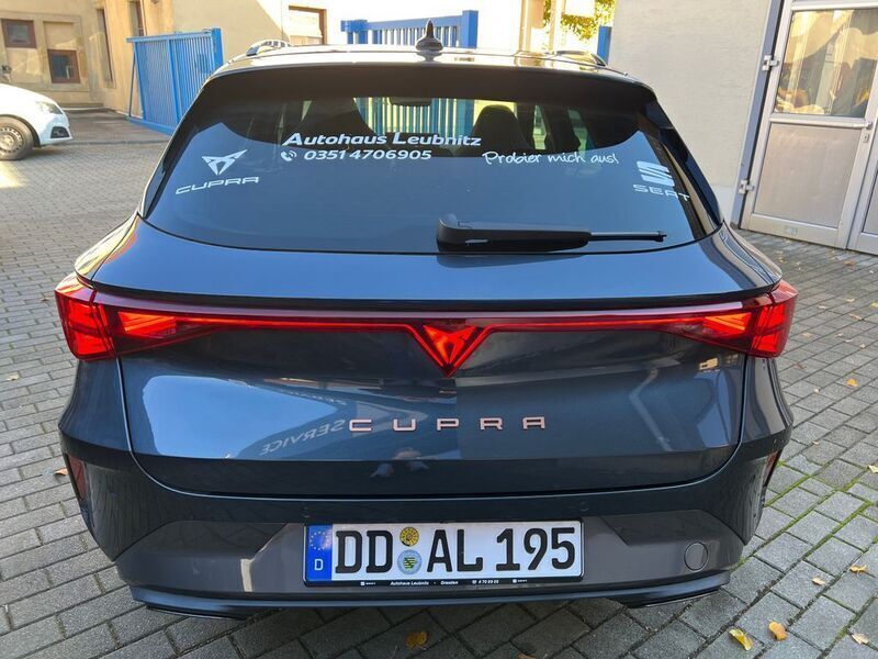 Gebraucht Cupra Leon 150 PS (110 kW) 2024 Grau Limousine
