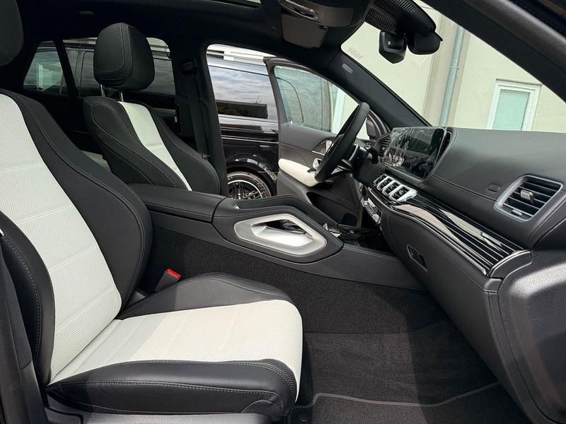 Schwarz Neu 2025 Mercedes GLE450 AMG Premium Limousine | 111.622 € - Bild 1/4