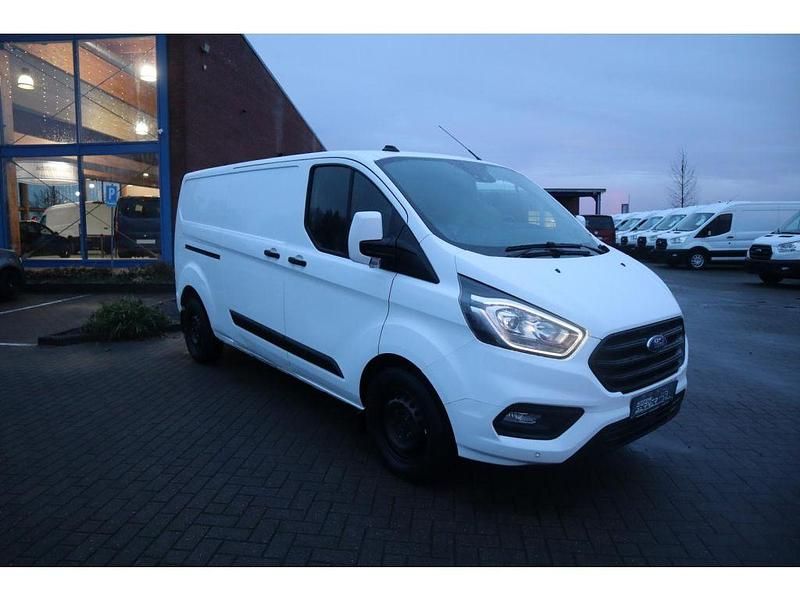 Gebraucht Ford Transit Custom 131 PS (96 kW) 2021 Frostweiß Limousine
