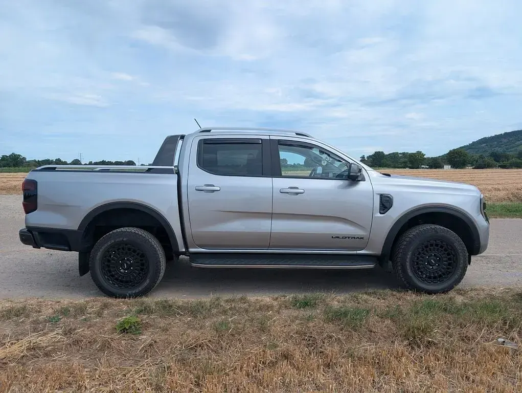 Gebraucht Ford Ranger Wildtrack 241 PS (177 kW) 2025 Silber Pickup