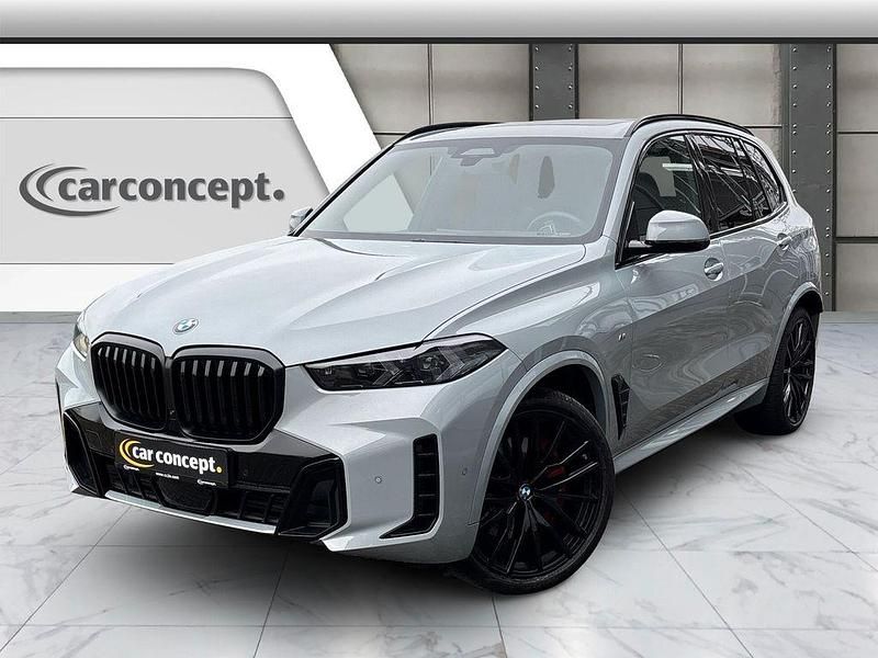 Grau Gebraucht 2025 BMW X5 M Sport SUV | 85.900 € - Bild 1/4