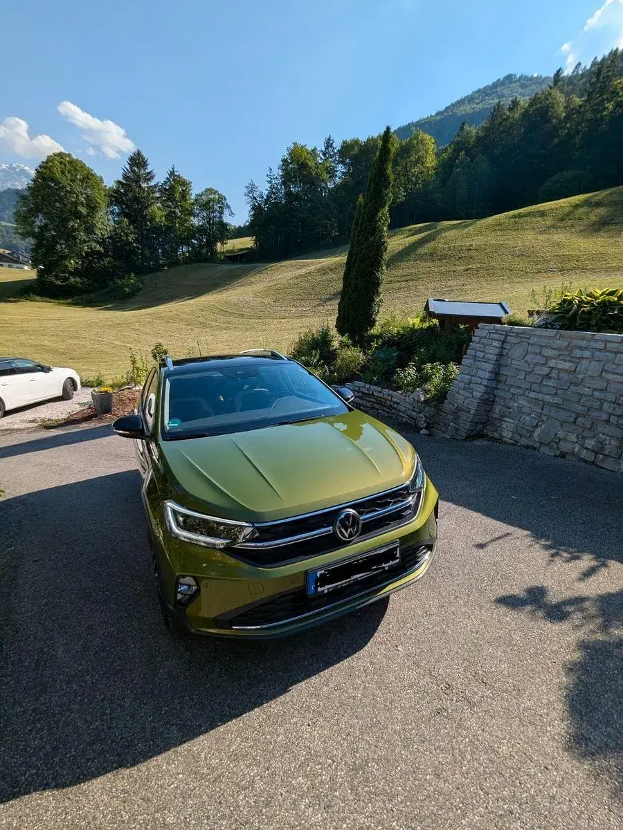 Używany VW Taigo Style 110 KM (80 kW) 2022 Zielony SUV