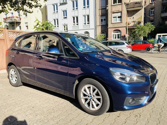 Gebraucht BMW 216 Active Tourer 116 PS (85 kW) 2015 Blau Van / Kleinbus